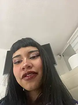 AntonellaCooper Pink online show from 07/23/26, 02:31