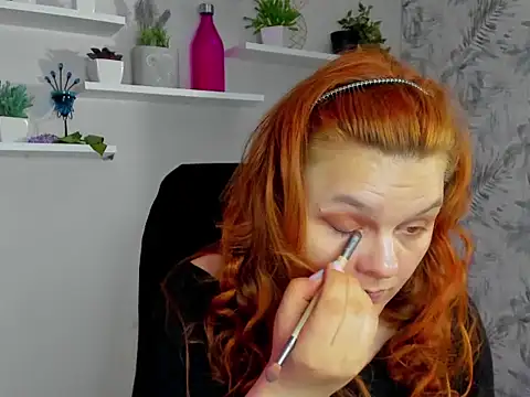 GingerKitten1 online show from 05/27/26, 05:48