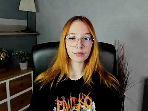 foxSonya online show from 05/15/26, 05:36