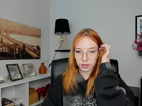foxSonya online show from 05/18/26, 05:35