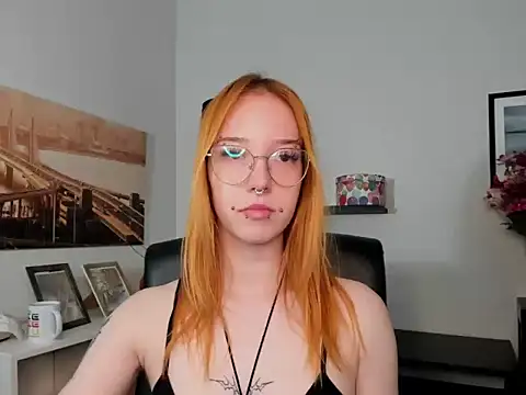 foxSonya online show from 05/25/26, 05:46