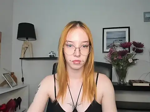 foxSonya online show from 06/15/26, 05:31