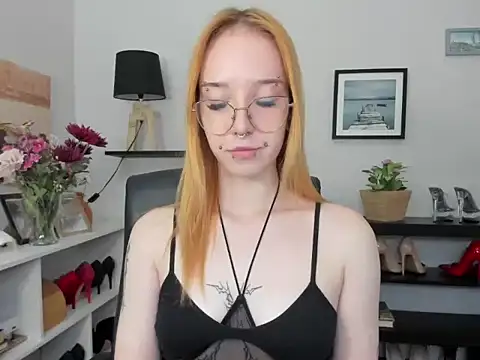 foxSonya online show from 07/16/26, 05:35