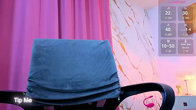 Perla cambell online show from 08/04/26, 03:21