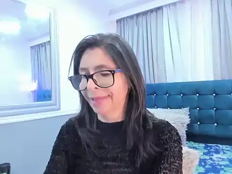 Snapshot of lena_gray chatting on 07/03/26, 03:29 lena gray online show from 07/03/26, 03:29
