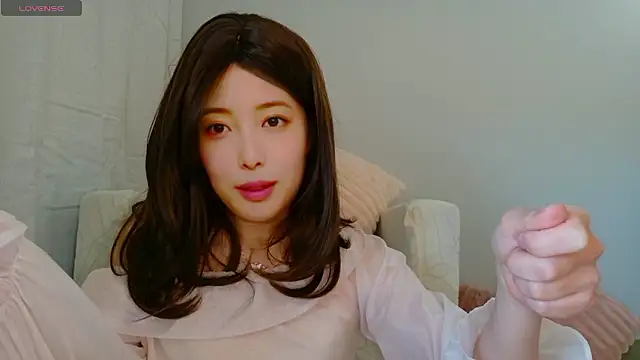 sakura-ch- online show from 06/19/26, 09:18