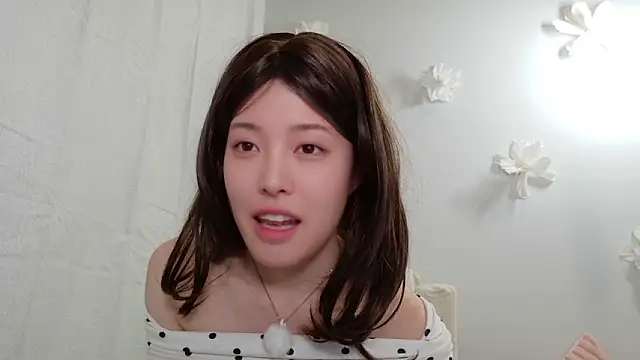 sakura-ch- online show from 07/01/26, 01:45