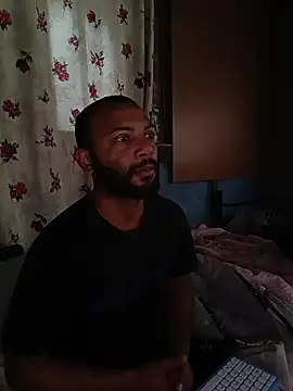 Snapshot of Camodick chatting on 09/21/25, 01:46 Camodick online show from 09/21/25, 01:46