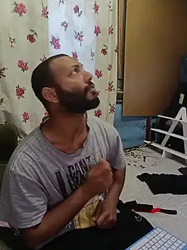 Snapshot of Camodick chatting on 09/22/25, 03:14 Camodick online show from 09/22/25, 03:14