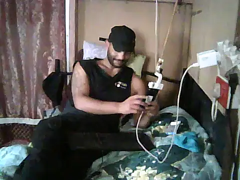 Snapshot of Camodick chatting on 11/01/25, 11:45 Camodick online show from 11/01/25, 11:45