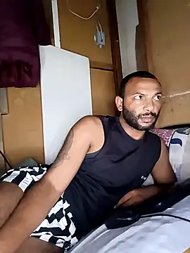 Snapshot of Camodick chatting on 11/11/25, 08:31 Camodick online show from 11/11/25, 08:31