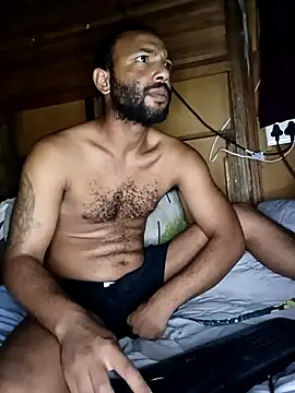 Snapshot of Camodick chatting on 11/21/25, 09:46 Camodick online show from 11/21/25, 09:46