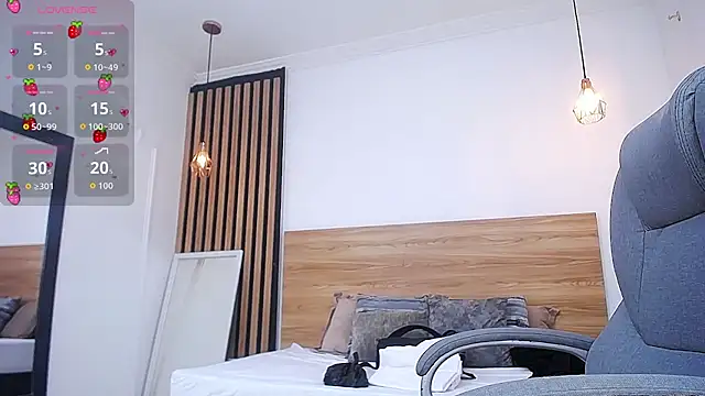 alexa forbes  online show from 07/17/26, 02:40
