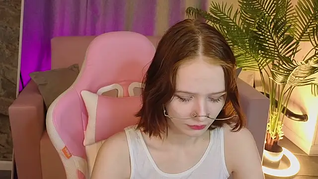 AliceJohansone online show from 05/25/26, 01:33