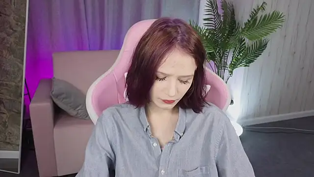 AliceJohansone online show from 06/01/26, 01:18
