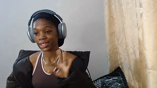 PetiteBarbie 05 online show from 07/23/26, 06:22