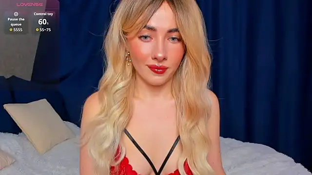 Snapshot of SabrinaKarter chatting on 05/17/26, 05:16 SabrinaKarter online show from 05/17/26, 05:16