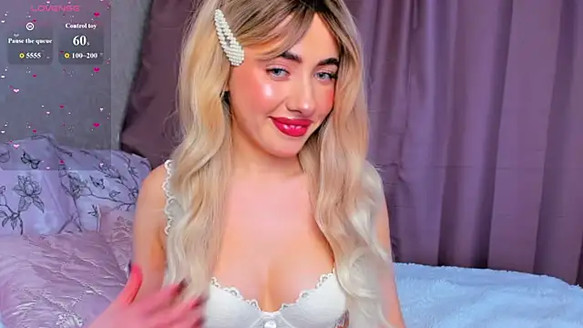 Snapshot of SabrinaKarter chatting on 05/30/26, 02:03 SabrinaKarter online show from 05/30/26, 02:03