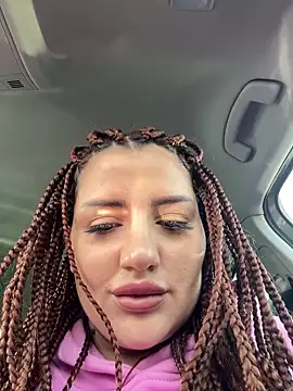 Snapshot of SophiePale chatting on 02/13/25, 10:34 SophiePale online show from 02/13/25, 10:34