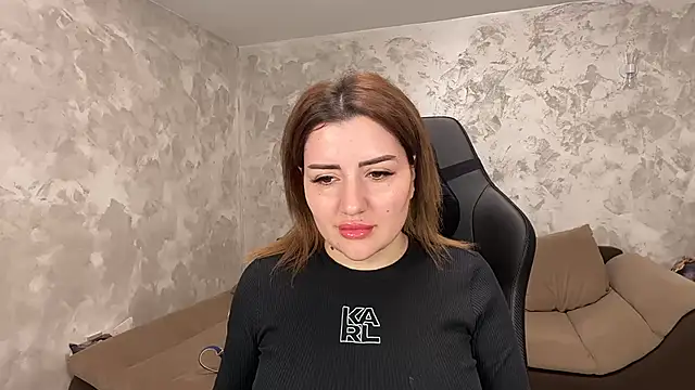 Snapshot of SophiePale chatting on 03/12/25, 04:46 SophiePale online show from 03/12/25, 04:46