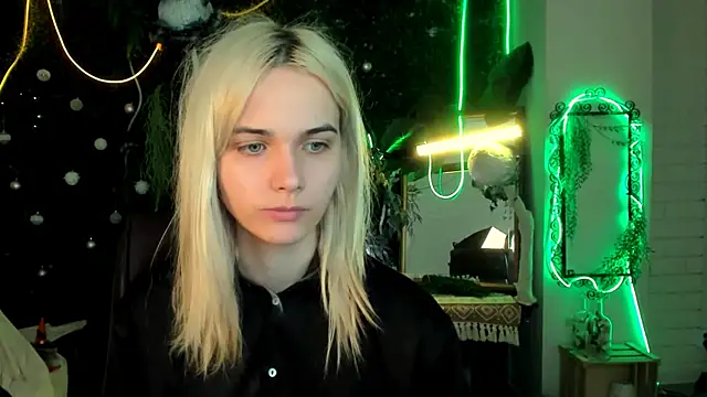 DanaWint online show from 05/13/26, 05:38