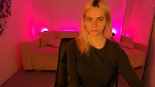 DanaWint online show from 05/26/26, 01:07