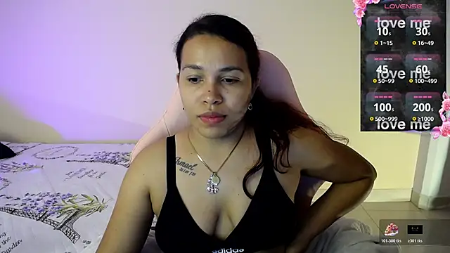 Snapshot of sexydiabliita chatting on 05/14/26, 09:43 sexydiabliita online show from 05/14/26, 09:43