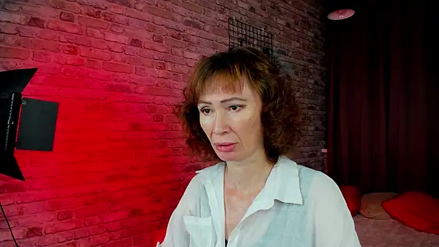 gracekellyyy online show from 07/03/26, 04:08