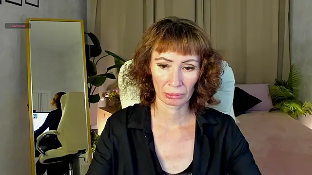 gracekellyyy online show from 07/12/26, 04:03