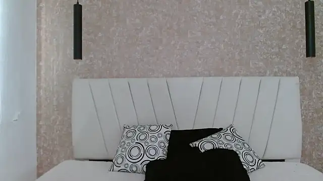 Snapshot of AliceSmity__ chatting on 05/29/26, 12:03 AliceSmity online show from 05/29/26, 12:03