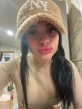 belababyy online show from 07/11/26, 01:47