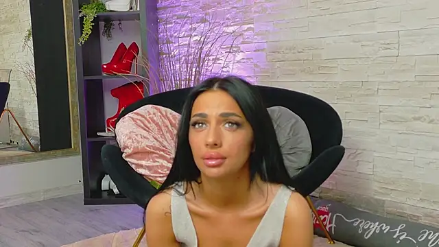 Snapshot of VanessaVosss chatting on 05/12/26, 04:48 VanessaVosss online show from 05/12/26, 04:48