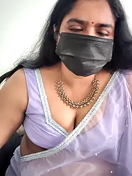 Snapshot of Maha_sweet chatting on 05/17/26, 10:22 Maha sweet online show from 05/17/26, 10:22