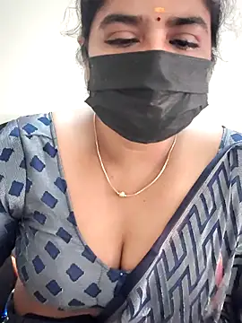Snapshot of Maha_sweet chatting on 06/07/26, 11:14 Maha sweet online show from 06/07/26, 11:14