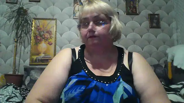 Snapshot of MarinaFarina53 chatting on 05/30/26, 06:16 MarinaFarina53 online show from 05/30/26, 06:16