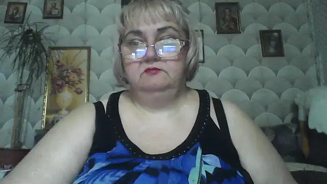 Snapshot of MarinaFarina53 chatting on 06/06/26, 07:02 MarinaFarina53 online show from 06/06/26, 07:02
