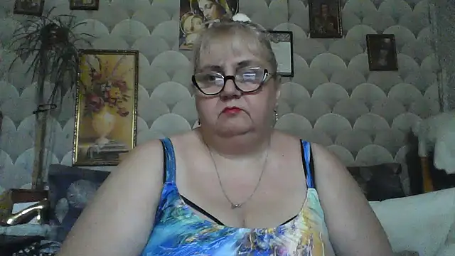 MarinaFarina53 online show from 06/27/26, 02:01