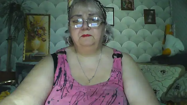 MarinaFarina53 online show from 07/12/26, 05:20