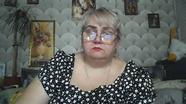 MarinaFarina53 online show from 07/13/26, 09:01