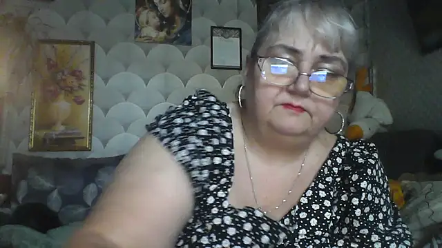 MarinaFarina53 online show from 07/14/26, 03:55