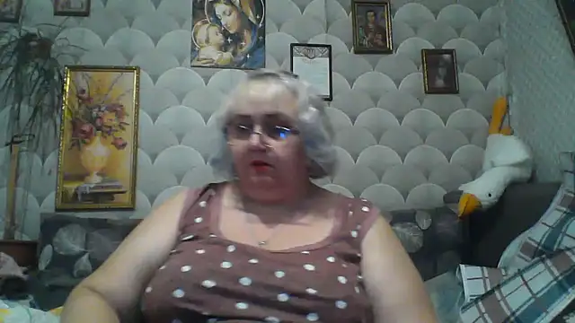 MarinaFarina53 online show from 07/22/26, 05:27