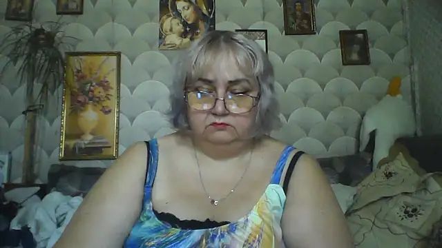 MarinaFarina53 online show from 07/24/26, 06:11