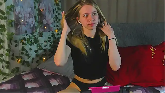 Squirt Cutie online show from 05/29/26, 09:24