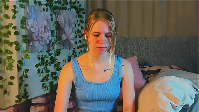 Squirt Cutie online show from 06/13/26, 09:46
