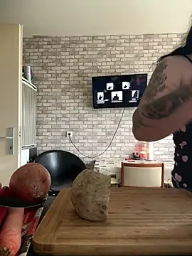 GeoNicol online show from 05/11/26, 03:07