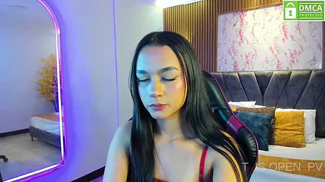 Snapshot of Aisha_Vex chatting on 05/15/26, 11:50 Aisha Vex online show from 05/15/26, 11:50
