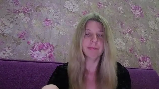 EsmaPons online show from 07/03/26, 10:05