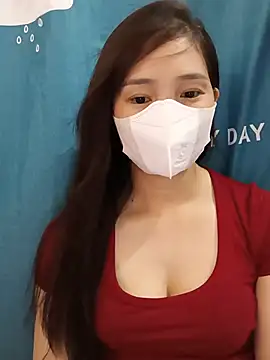 Snapshot of -Hena- chatting on 05/19/26, 04:30 -Hena- online show from 05/19/26, 04:30