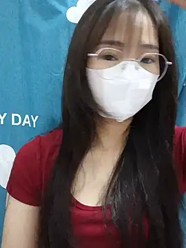 Snapshot of -Hena- chatting on 05/20/26, 09:21 -Hena- online show from 05/20/26, 09:21