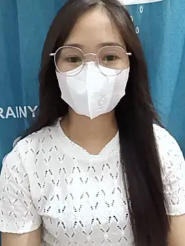 Snapshot of -Hena- chatting on 06/02/26, 11:34 -Hena- online show from 06/02/26, 11:34